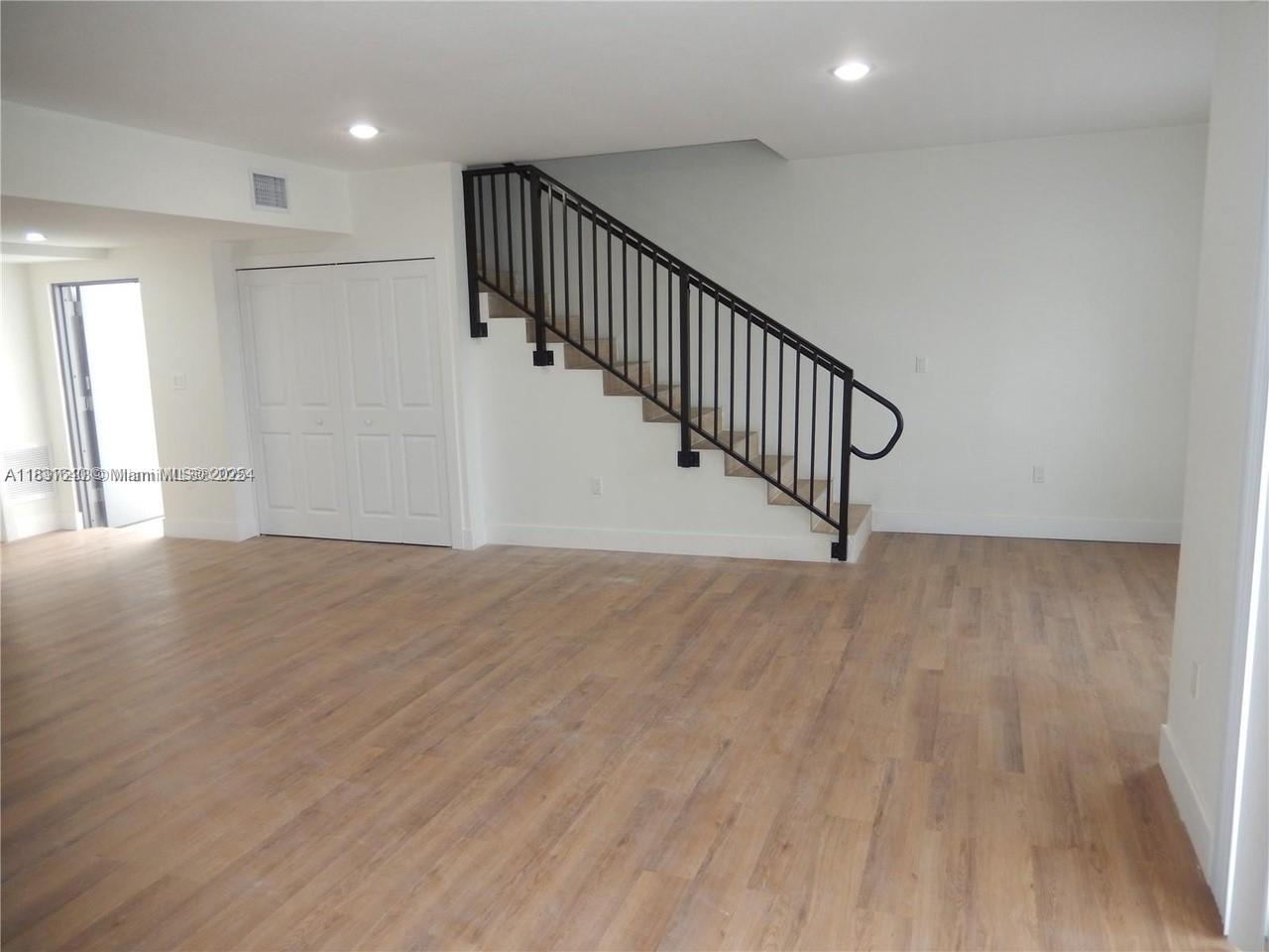 PERRINE INDUSTRIAL SUB - Residential Income