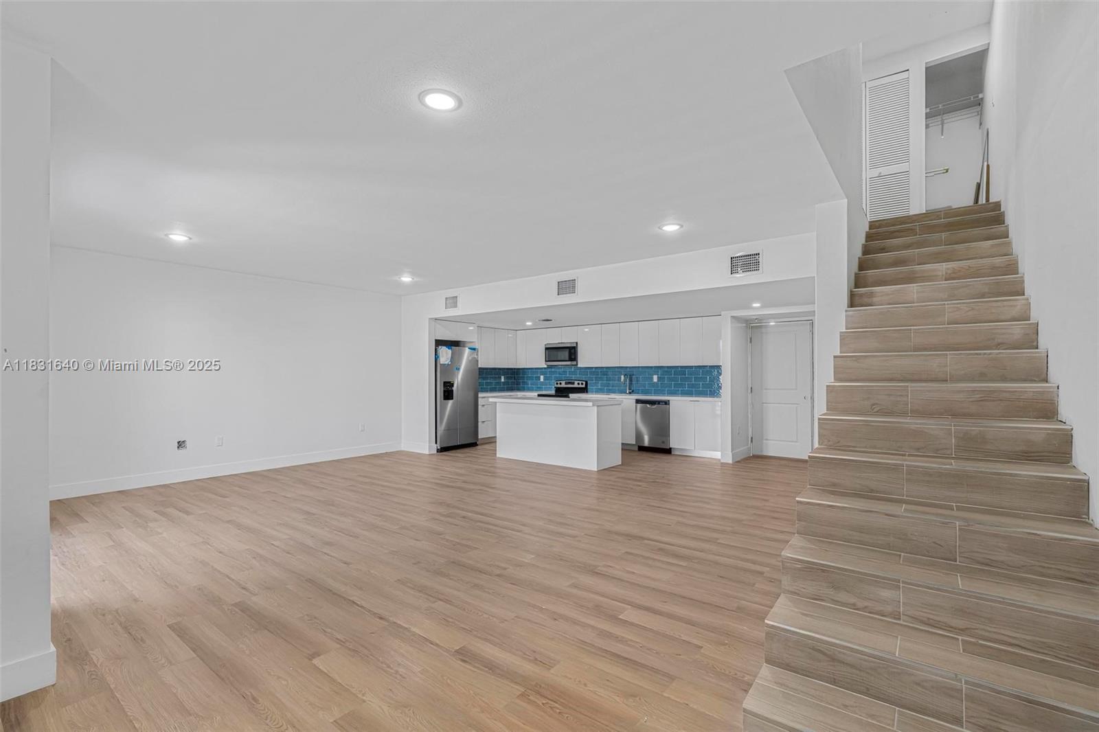 PERRINE INDUSTRIAL SUB - Residential Income