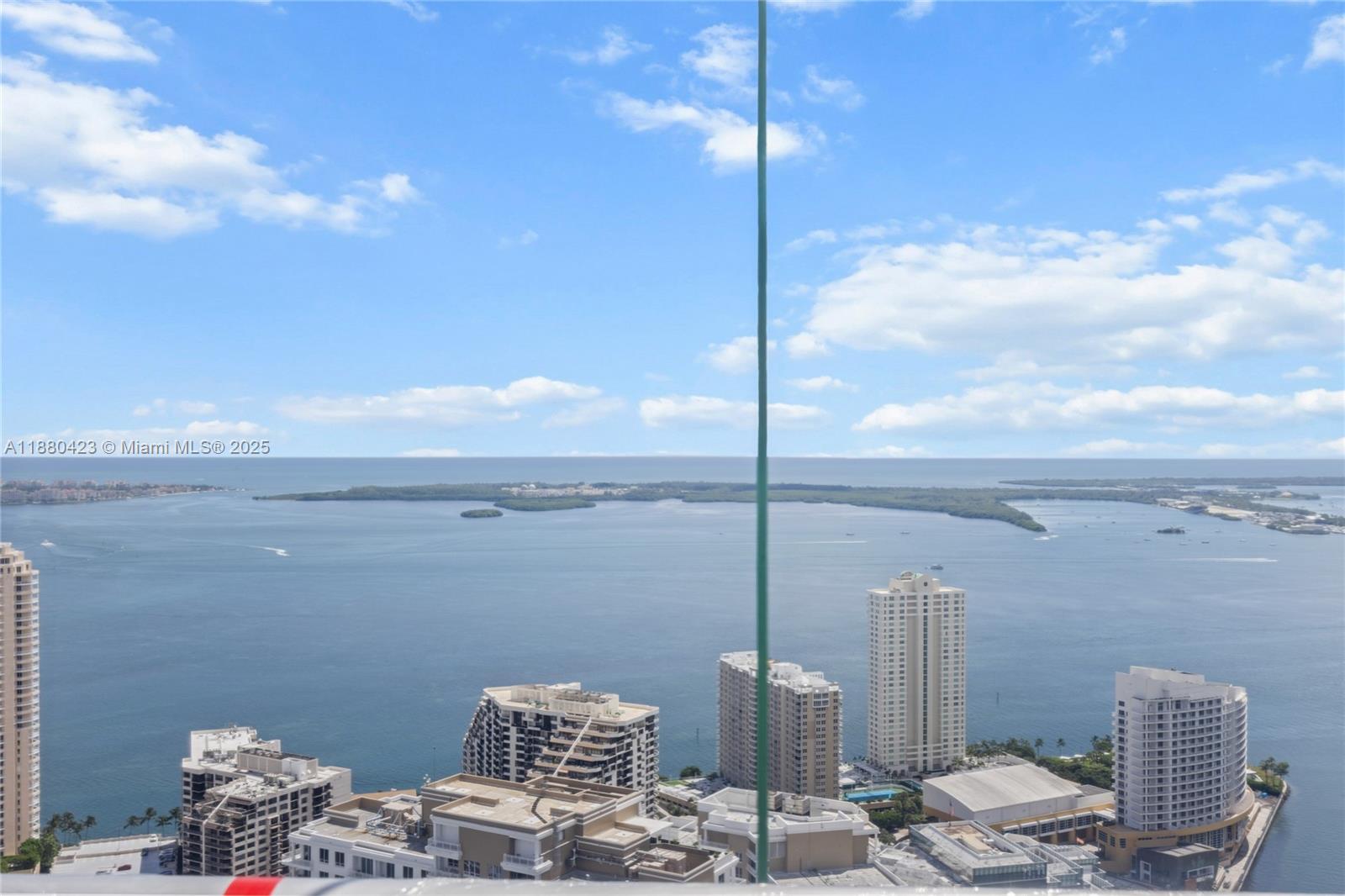 ICONBRICKELL CONDO NO 1 - Residential