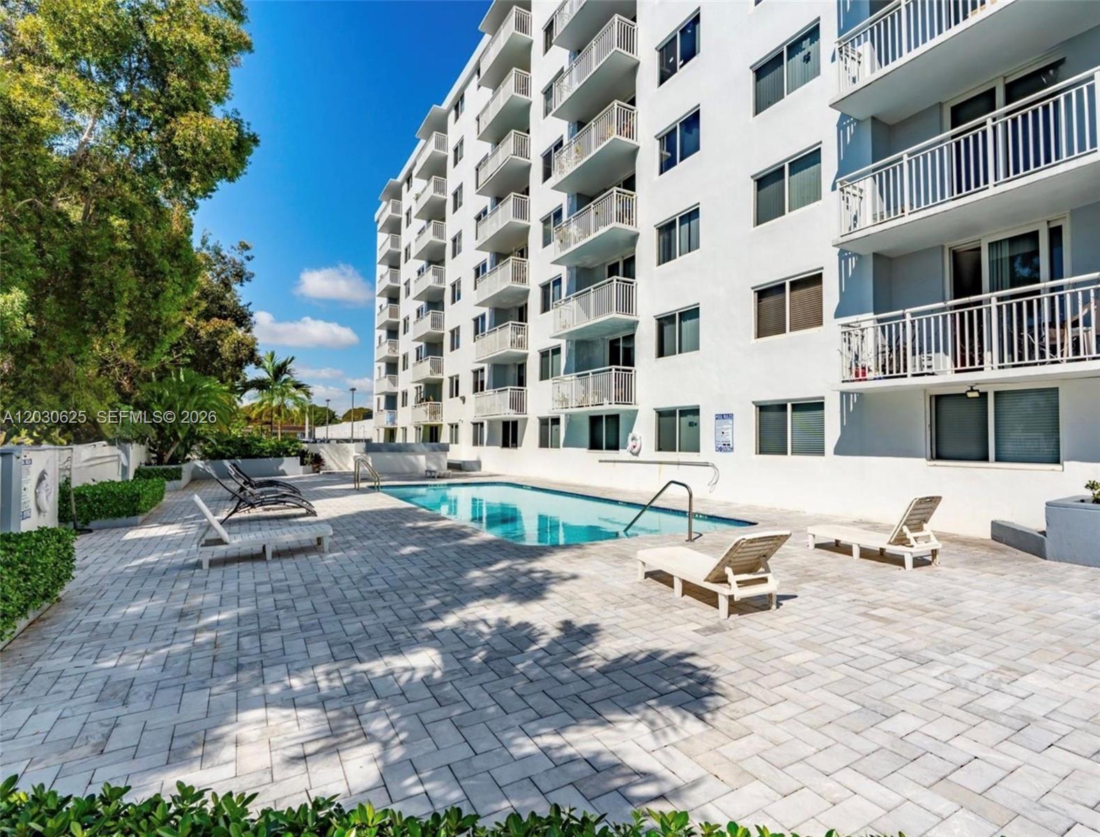 1251 NE 108th St 409