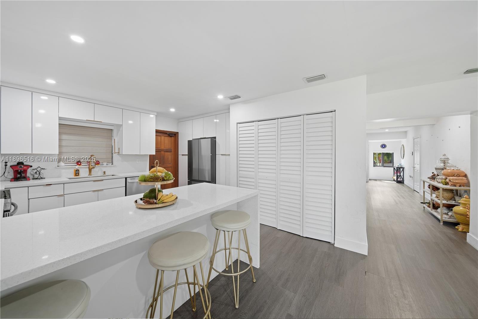 ZENA GARDENS - Residential
