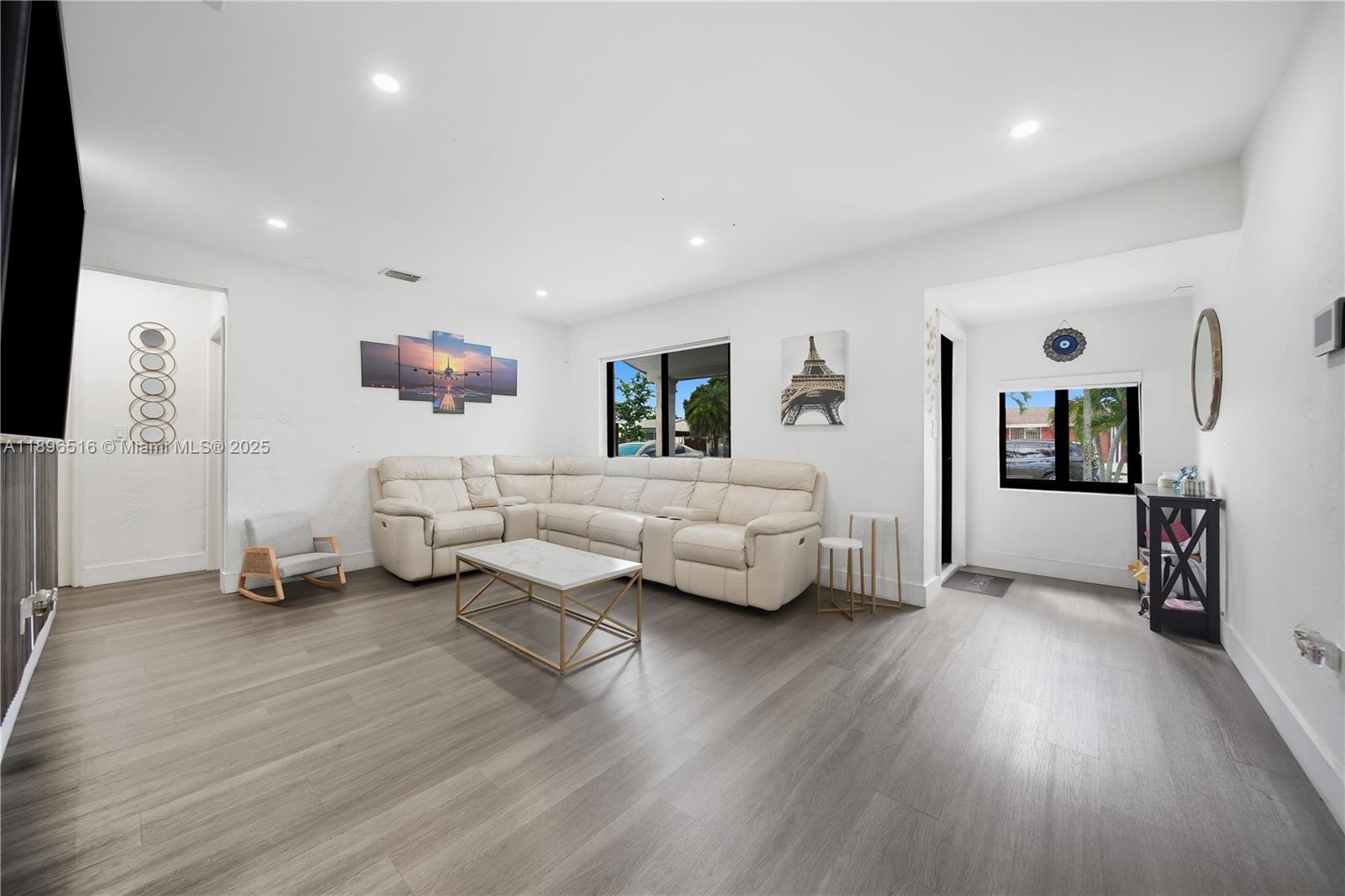 ZENA GARDENS - Residential