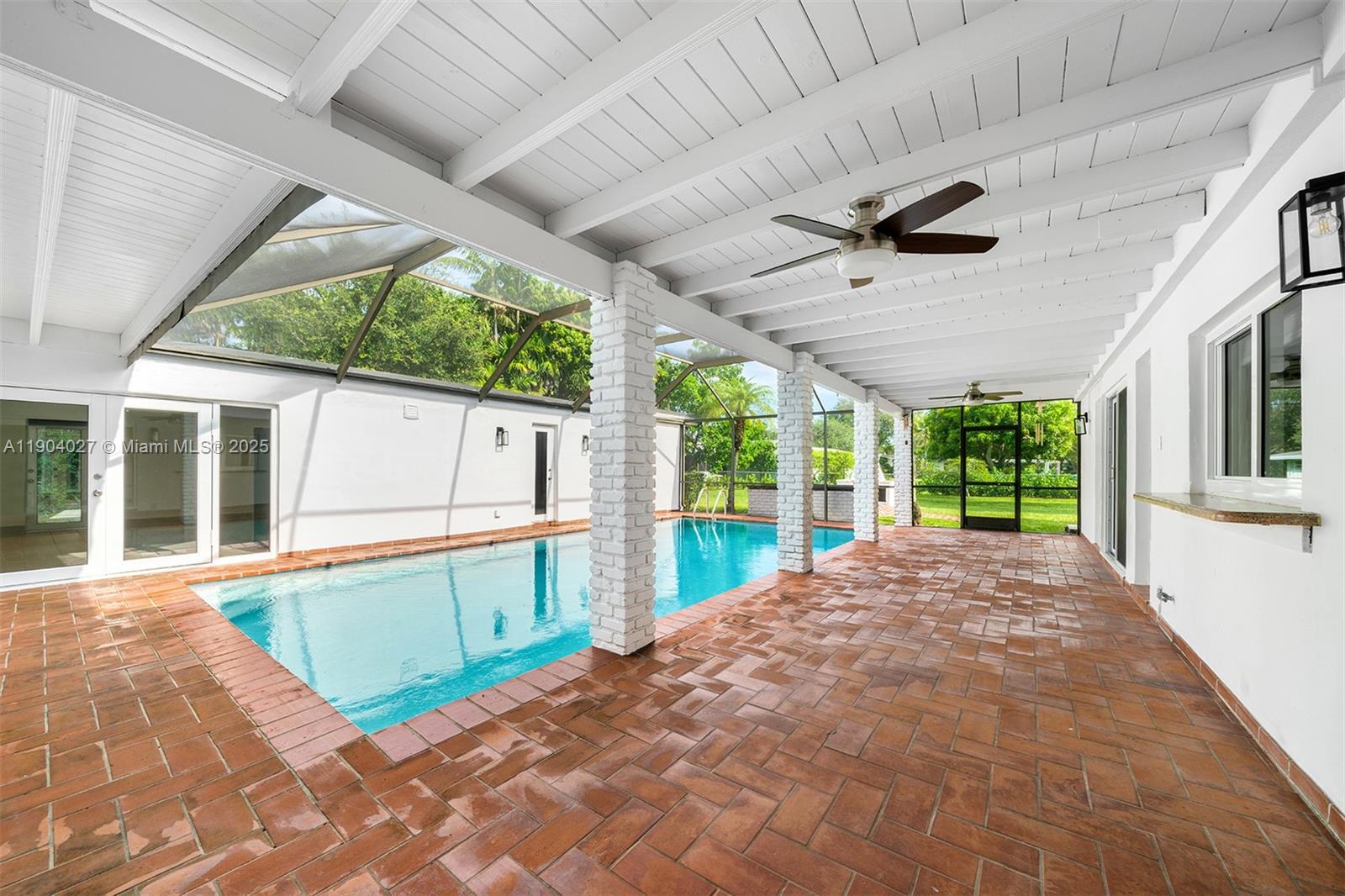 GARDEN ESTATES - Residential Lease