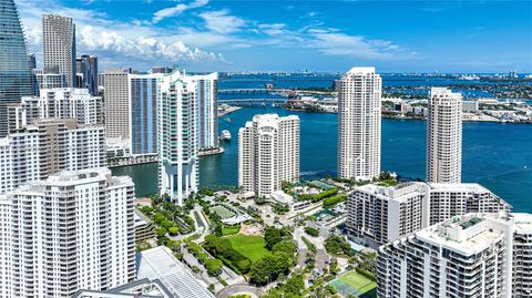 848 Brickell Key Dr 1005 Miami FL 33131