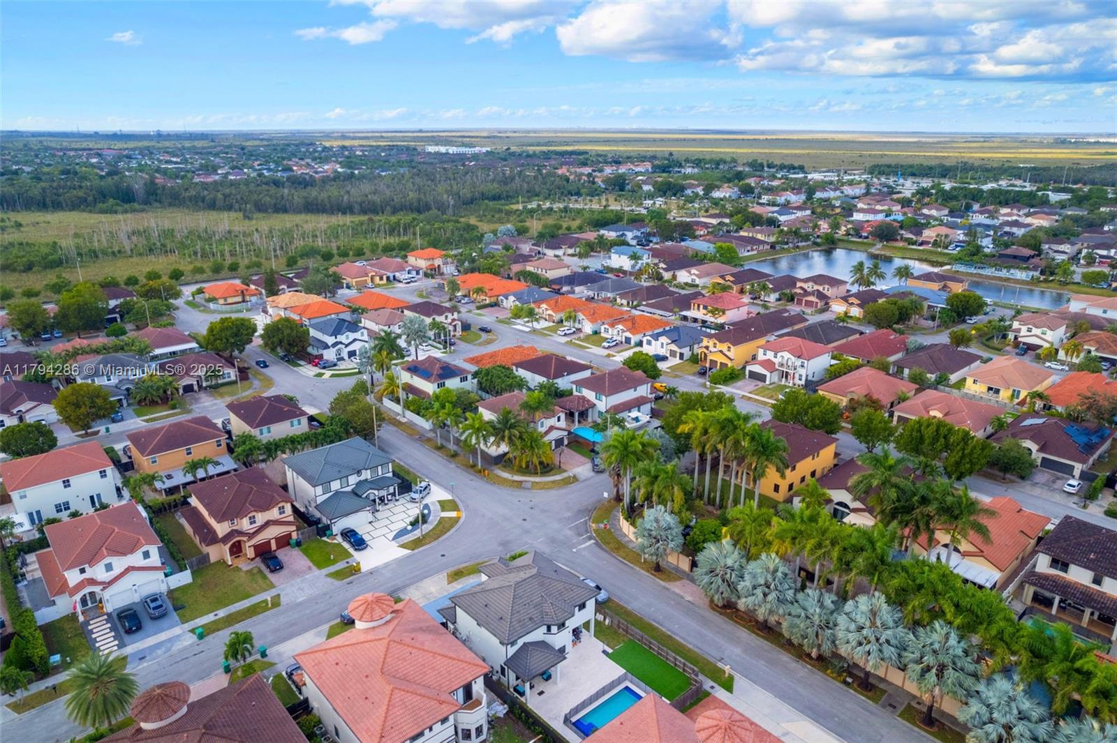SION ESTATES - Residential