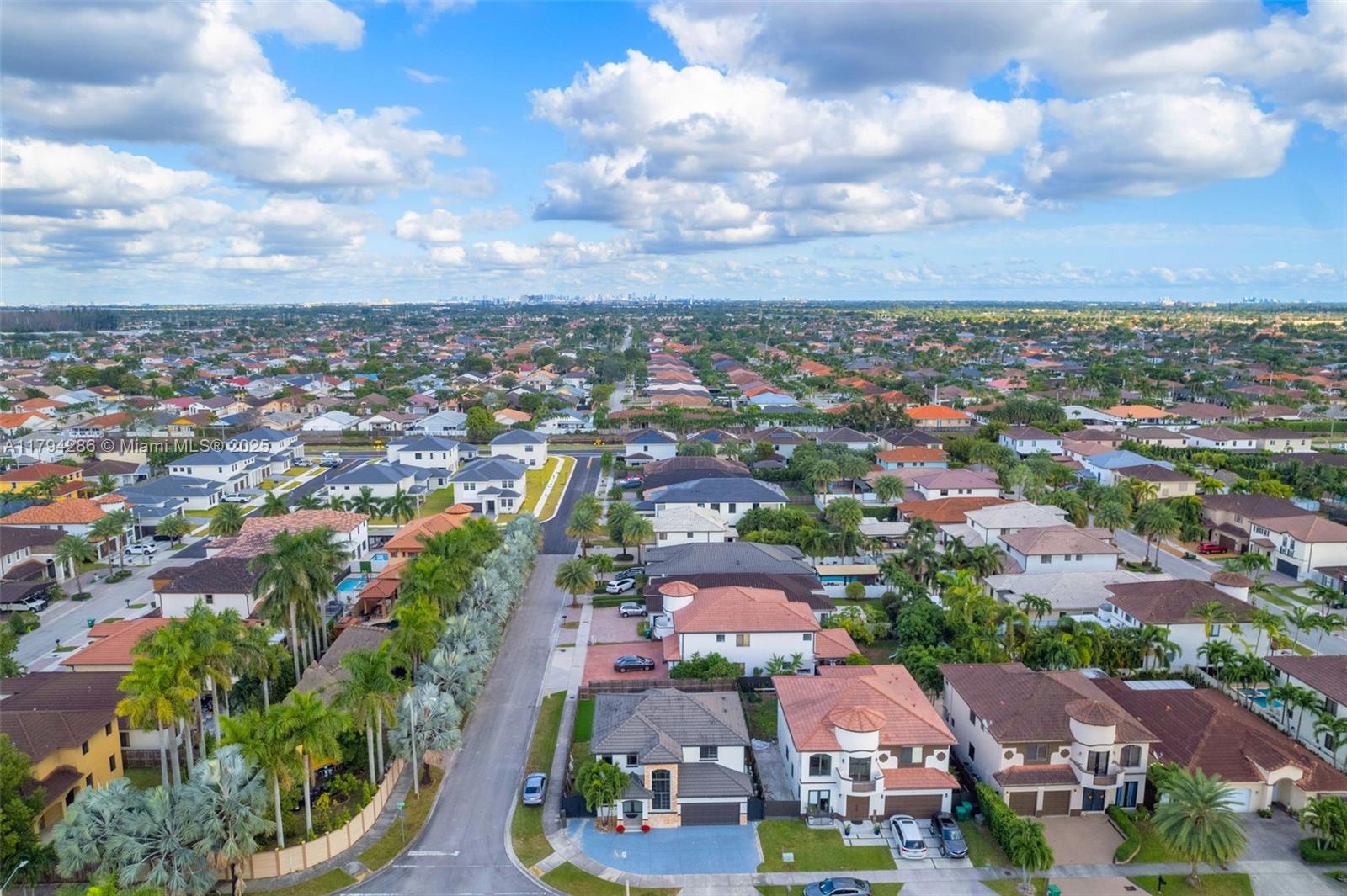 SION ESTATES - Residential