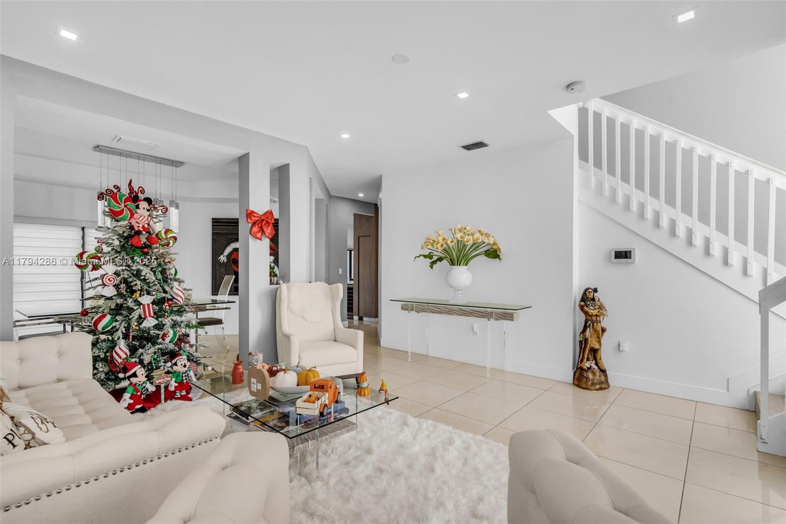 SION ESTATES - Residential
