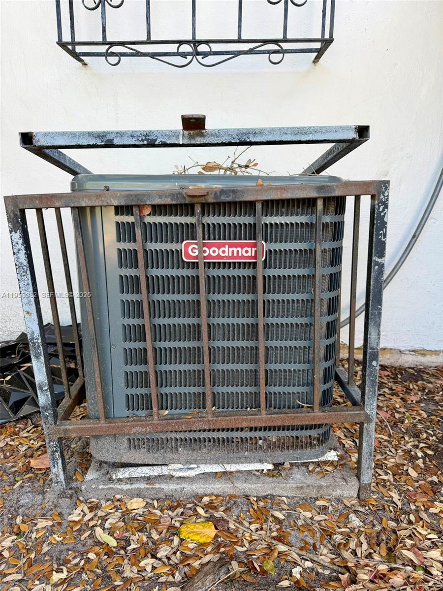 GORDON DALE PK - Residential