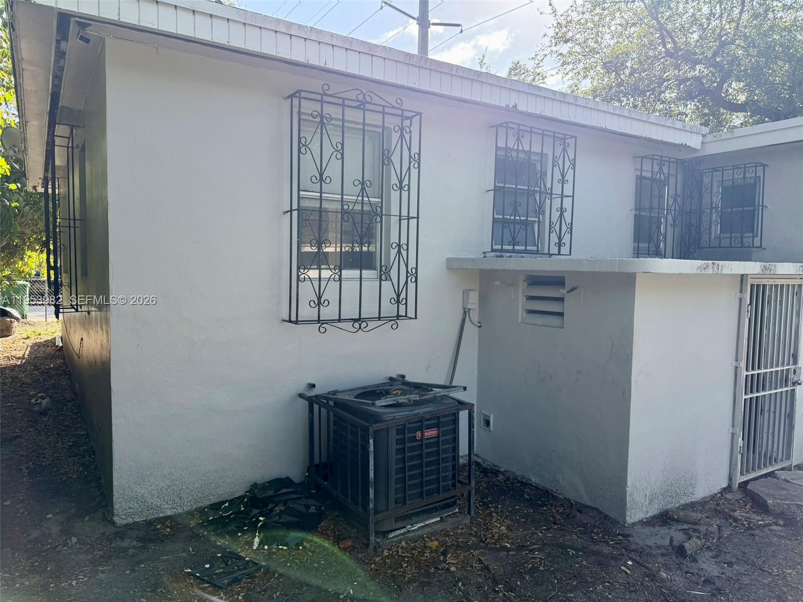 GORDON DALE PK - Residential