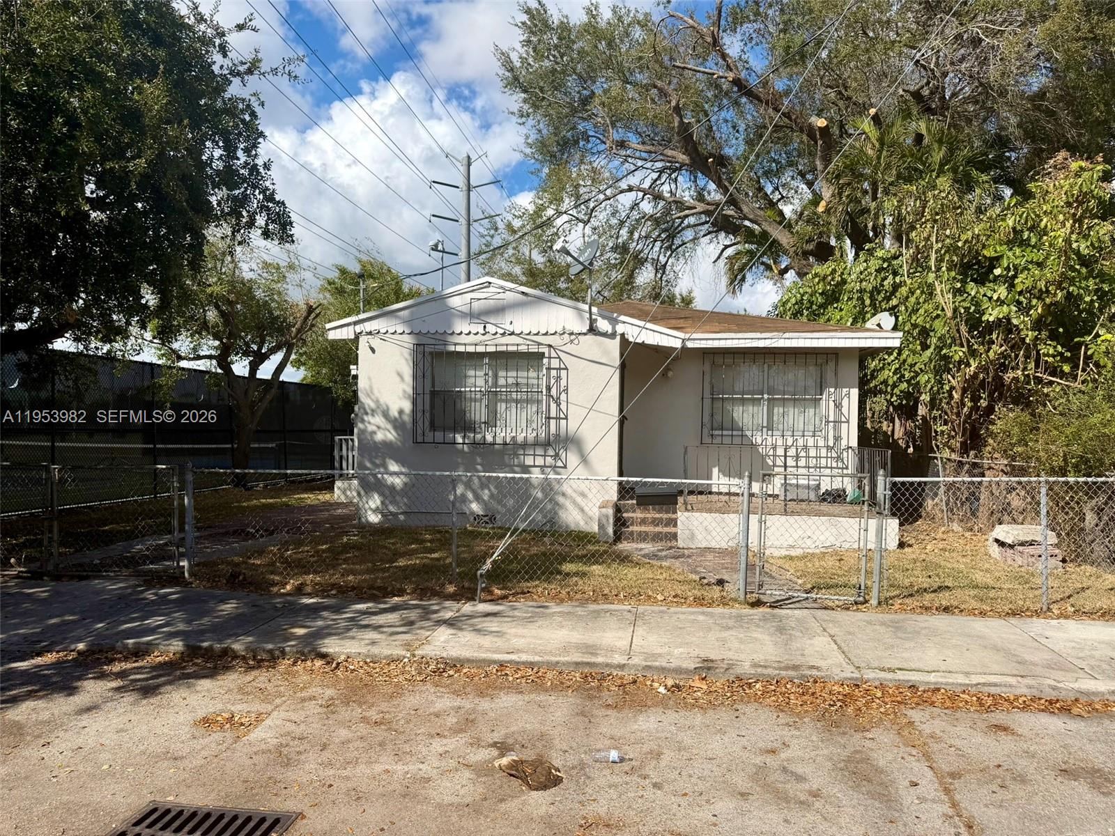 GORDON DALE PK - Residential