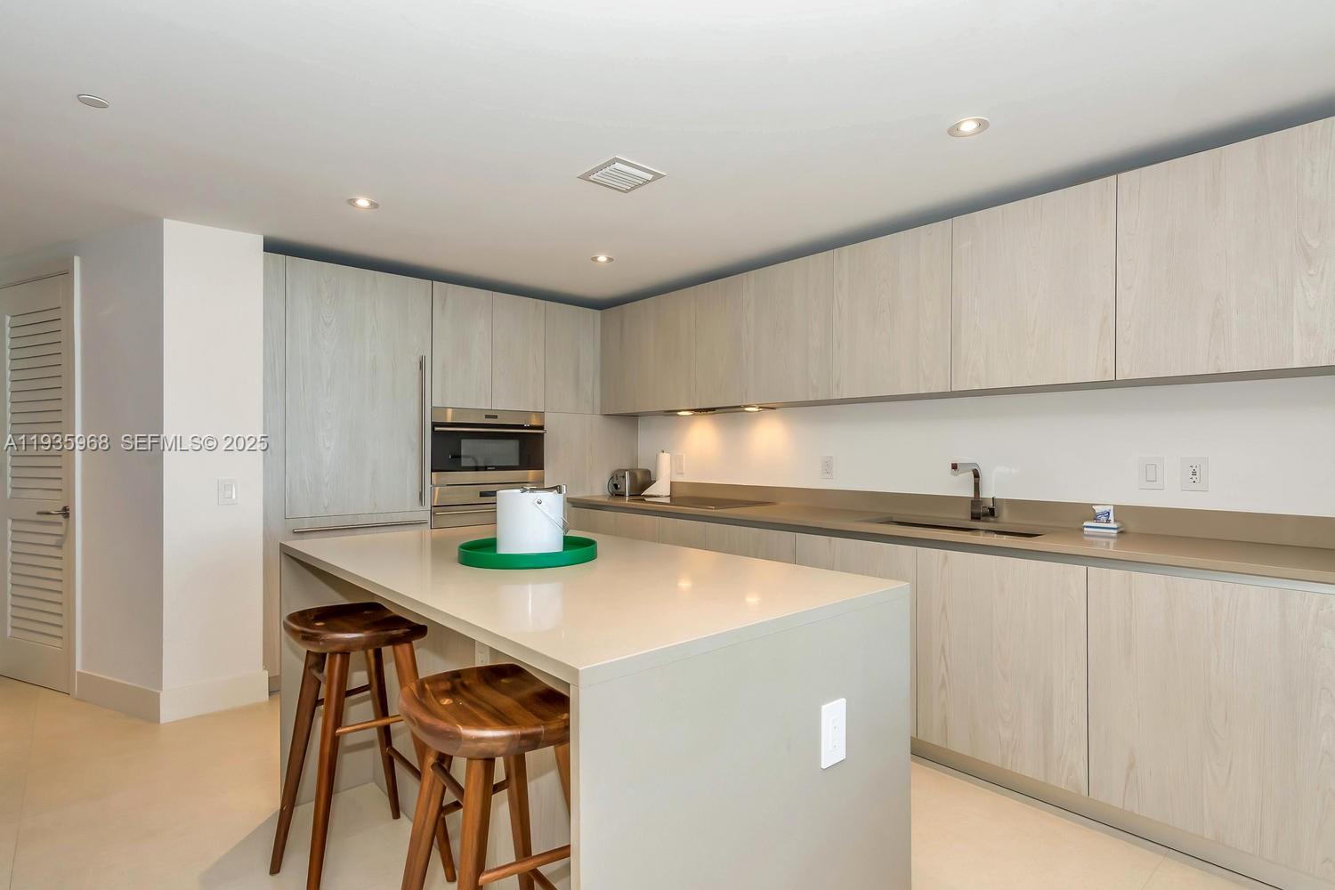 4111 SOUTH OCEAN DRIVE CO - Residential