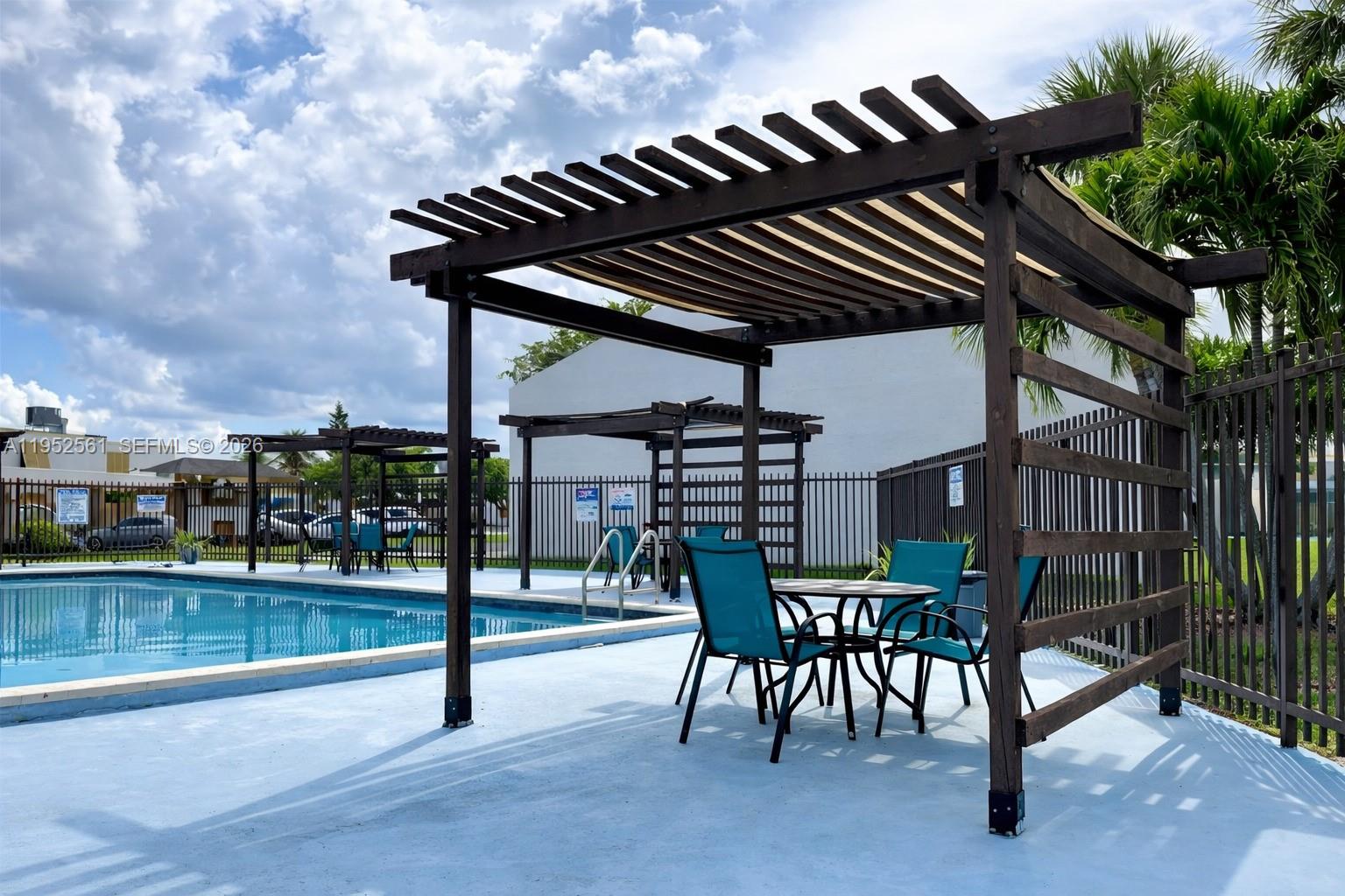 TRAIL RUN SEC 2 - Residential