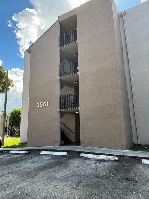 3561 SW 117th Ave 7-305 Miami FL 33175
