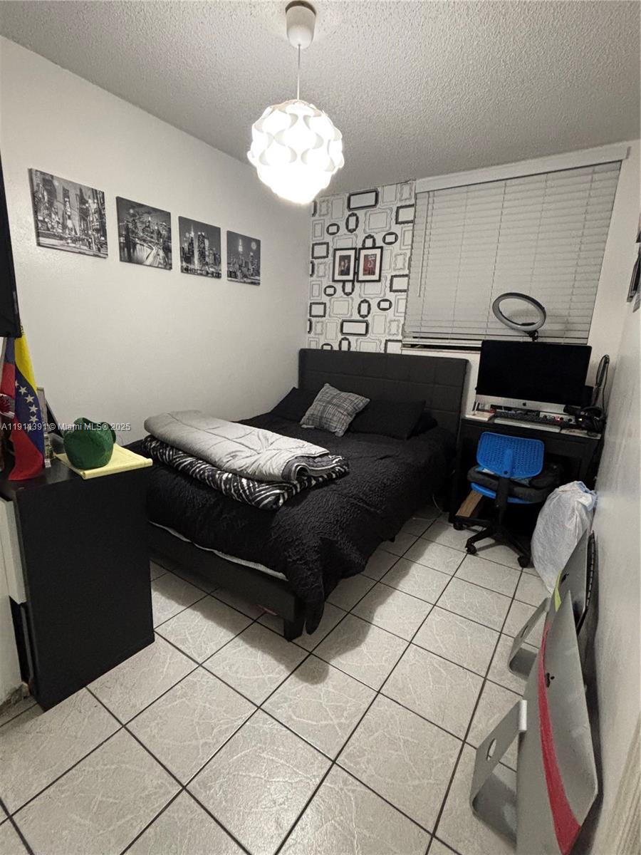 WESTBIRD VILLAGE CONDO - Residential Lease