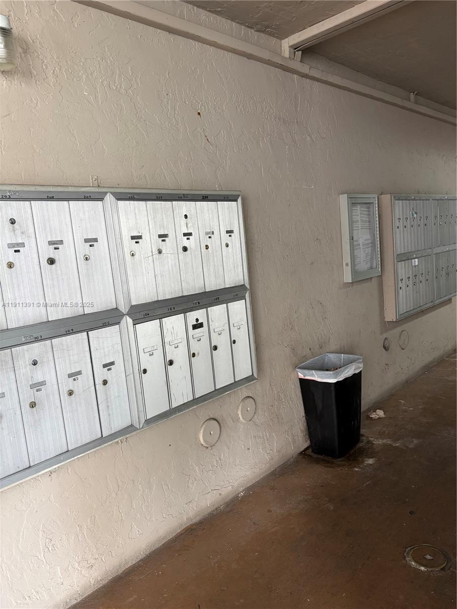 WESTBIRD VILLAGE CONDO - Residential Lease