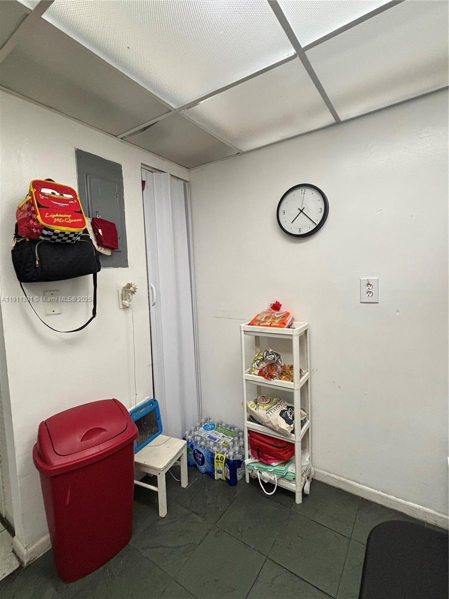 WESTBIRD VILLAGE CONDO - Residential Lease