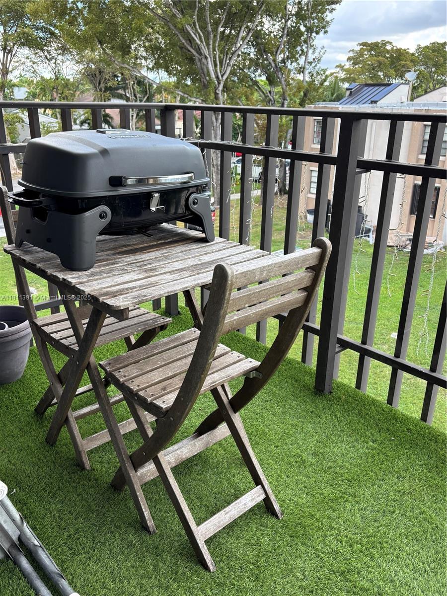 WESTBIRD VILLAGE CONDO - Residential Lease