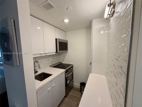 Tiny photo for Aventura, FL 33160 (MLS # A12021663)
