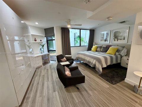 Tiny photo for Aventura, FL 33160 (MLS # A12021663)