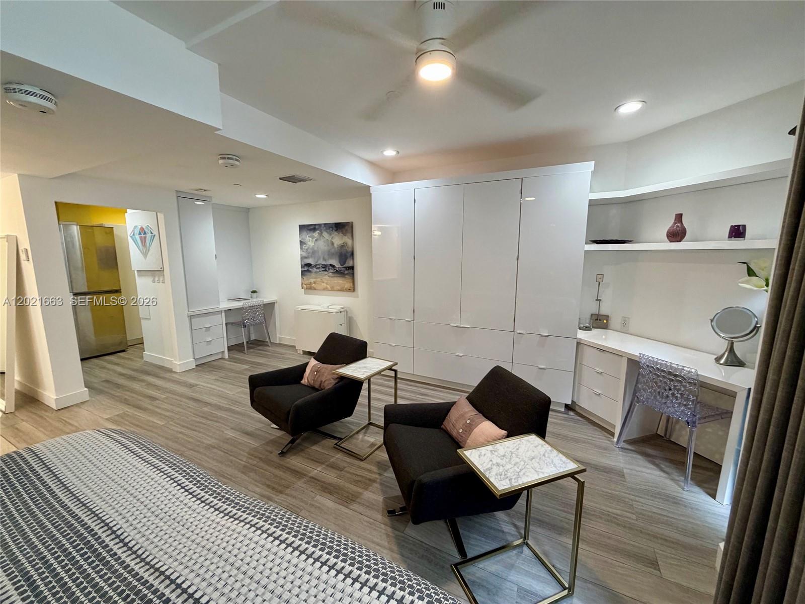 WILLIAMS ISLAND - Residential