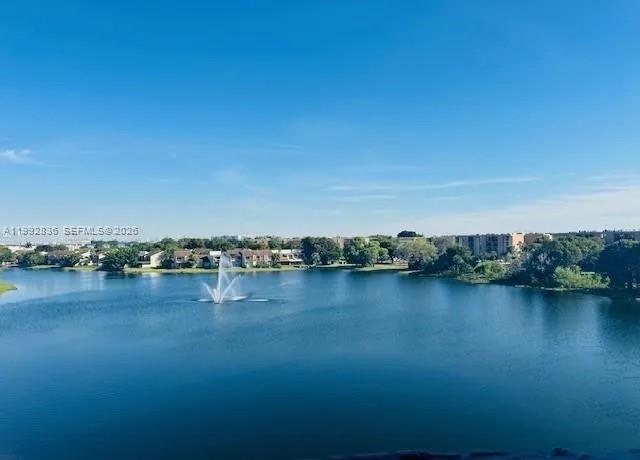 THE BEACH CLUB FONTAINEBL - Residential