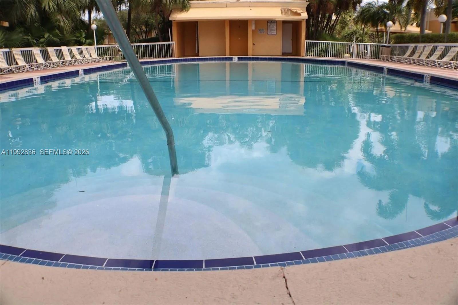 THE BEACH CLUB FONTAINEBL - Residential