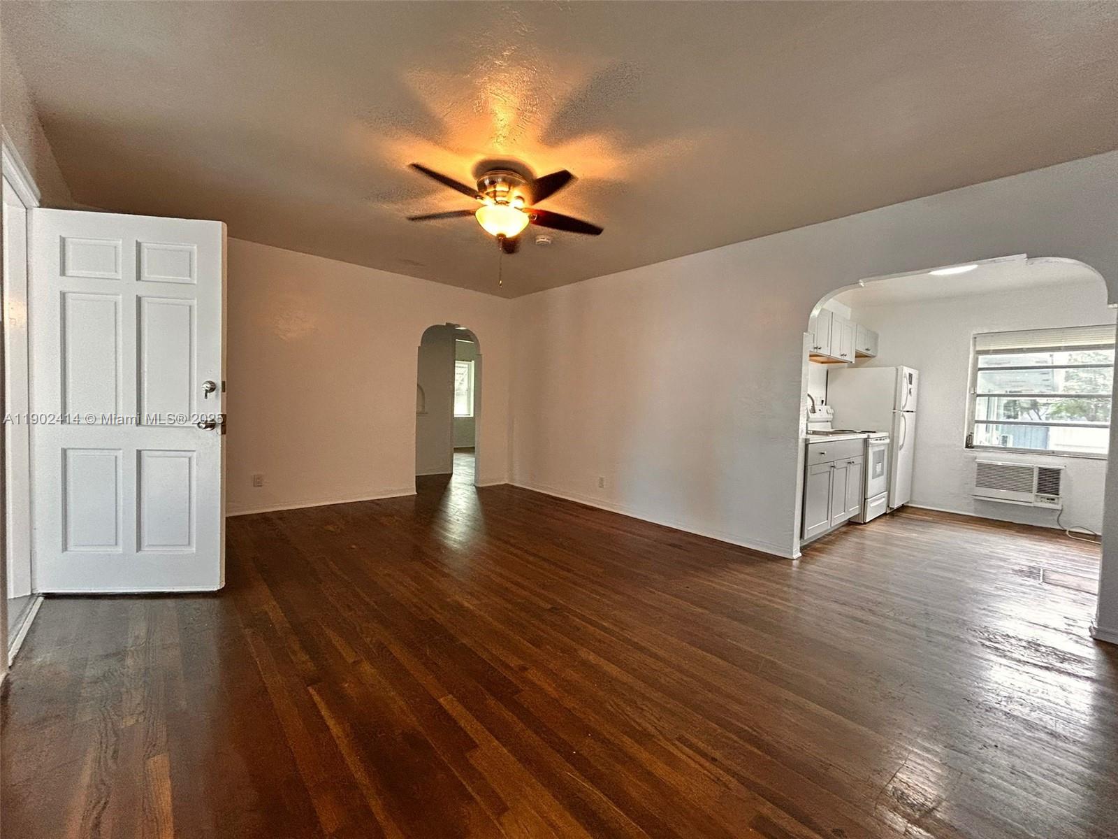 WELLONS PARK - Residential Lease