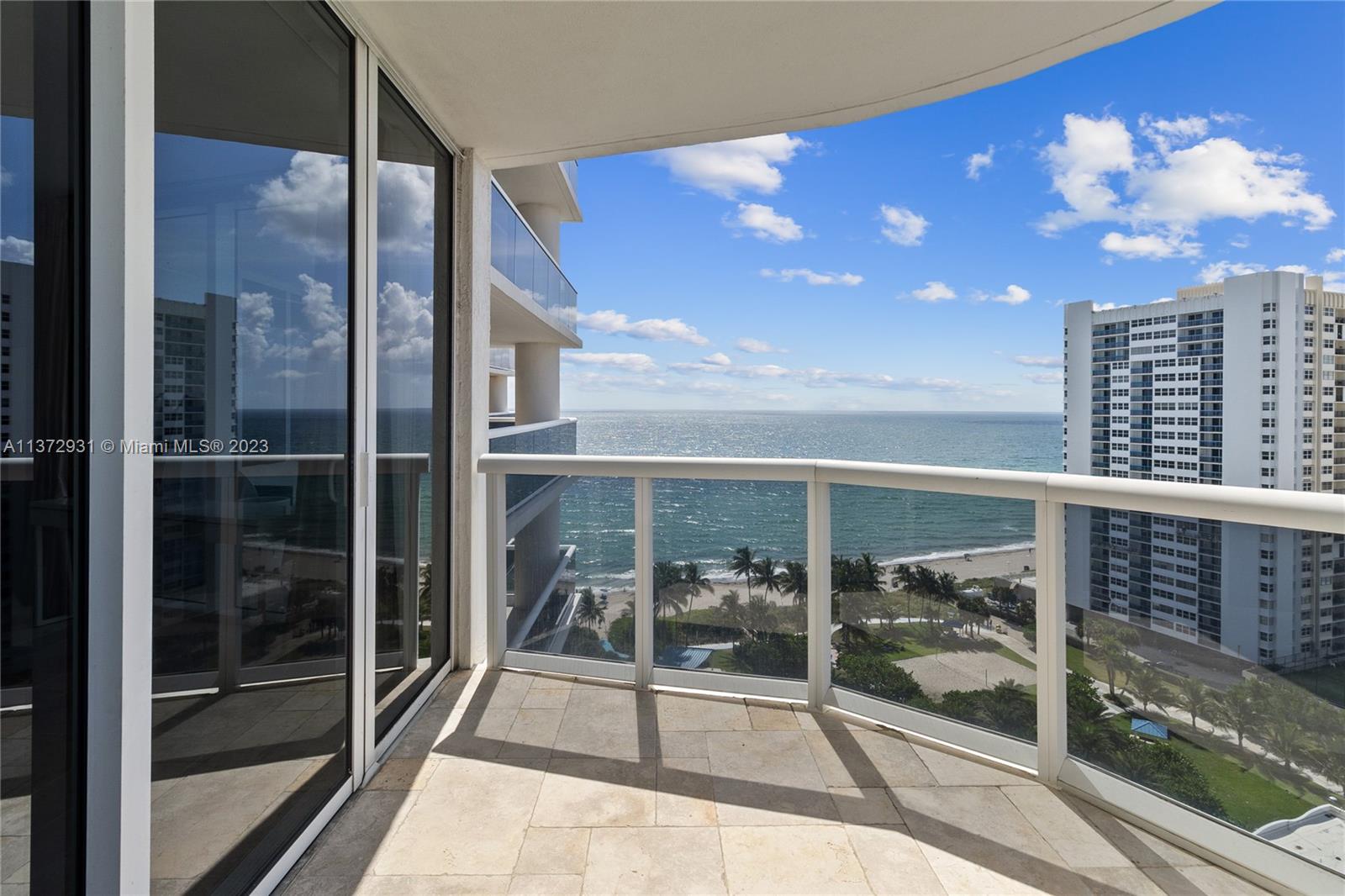 BEACH CLUB CONDO - Residential Lease