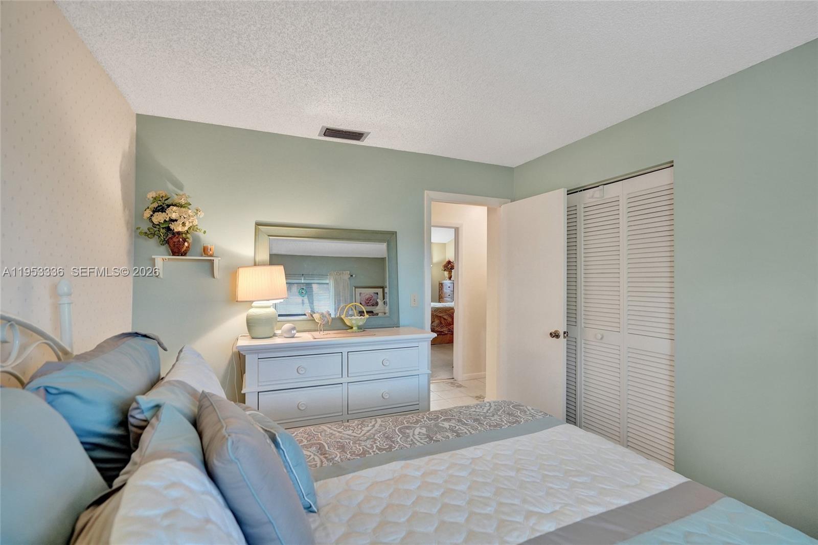 BOULEVARD WOODS WEST SEC - Residential