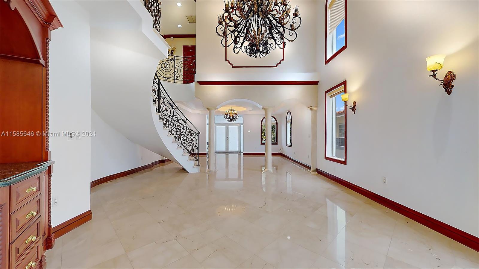BISCAYNE BEACH-2ND ADDN - Residential