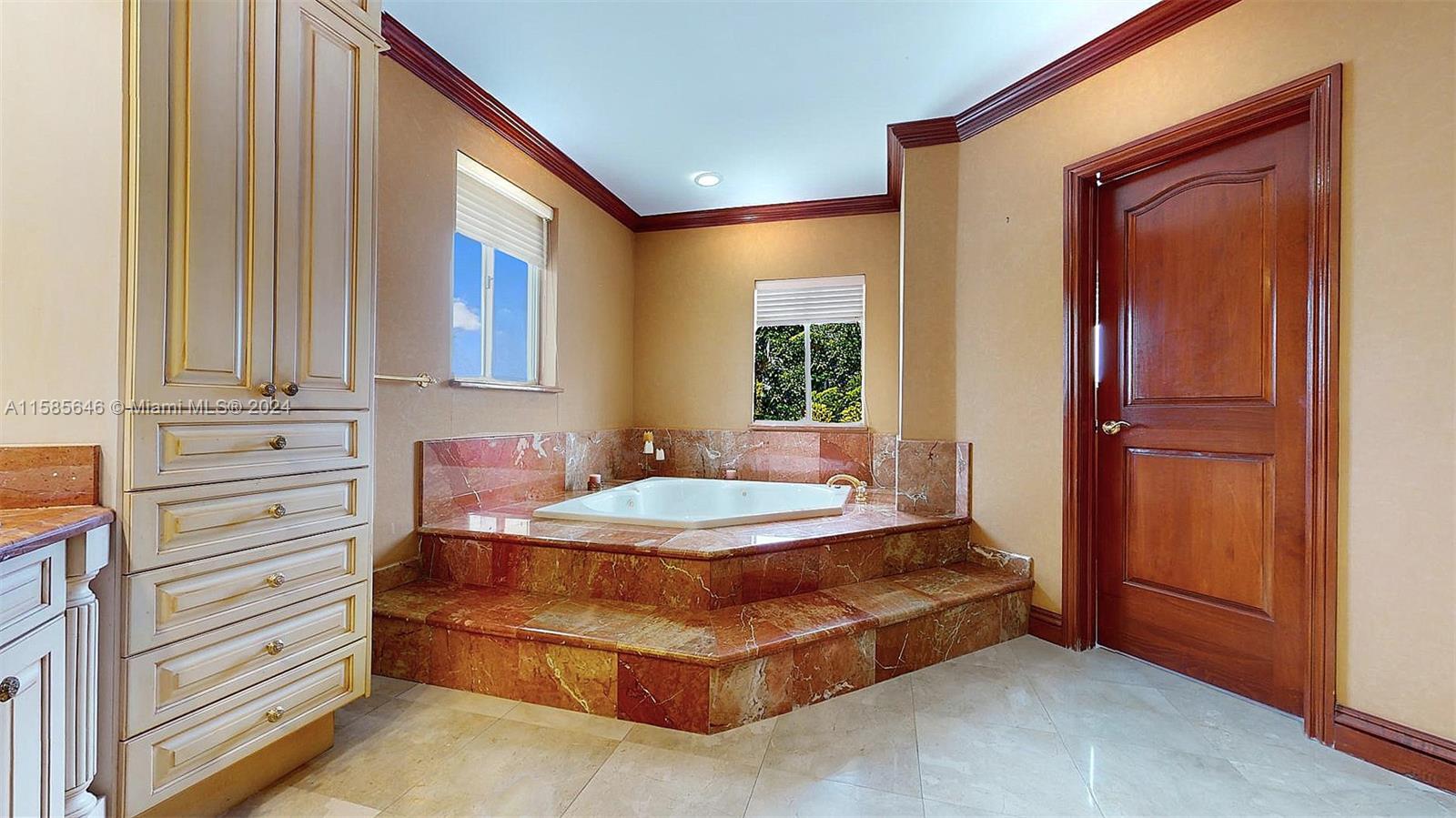 BISCAYNE BEACH-2ND ADDN - Residential