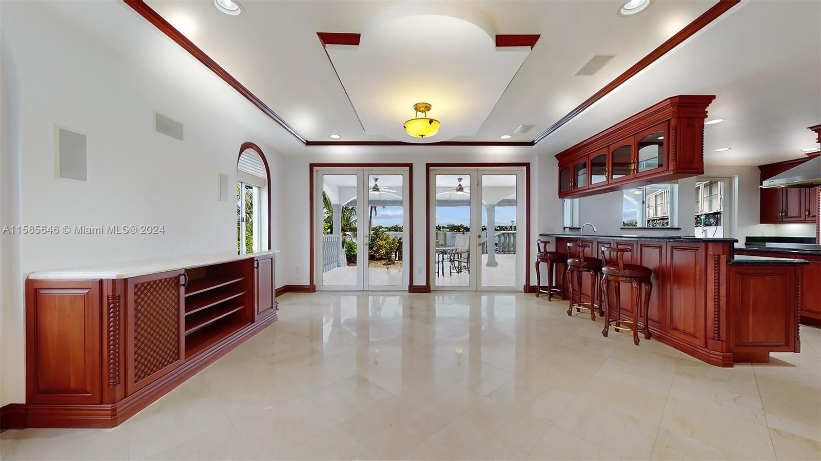 BISCAYNE BEACH-2ND ADDN - Residential