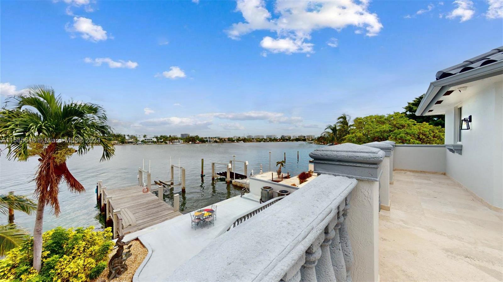 BISCAYNE BEACH-2ND ADDN - Residential