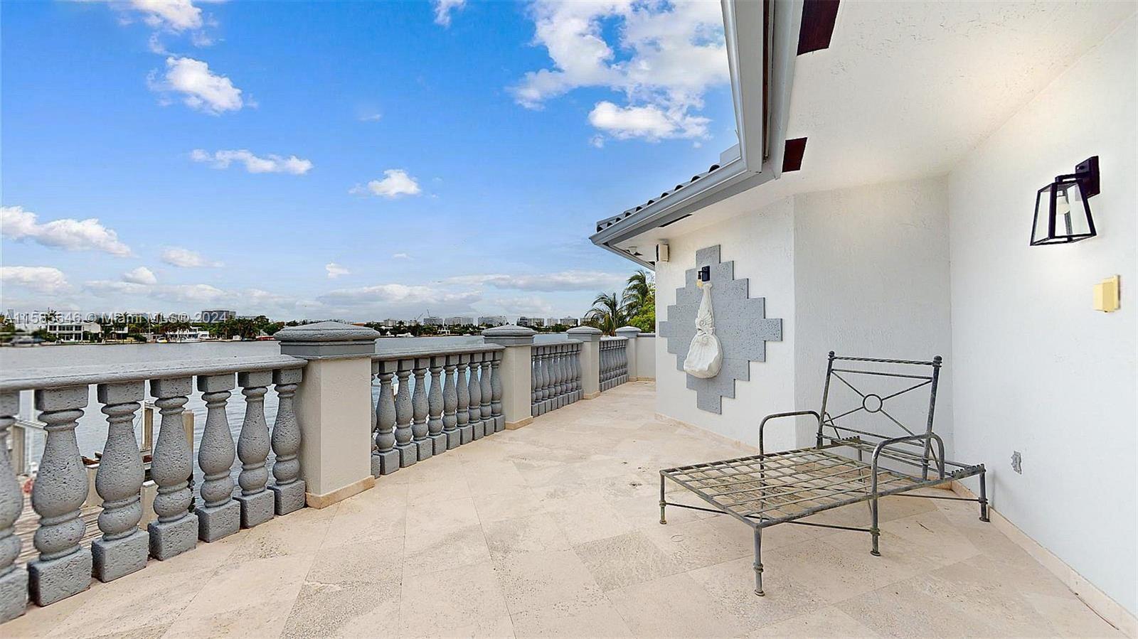 BISCAYNE BEACH-2ND ADDN - Residential