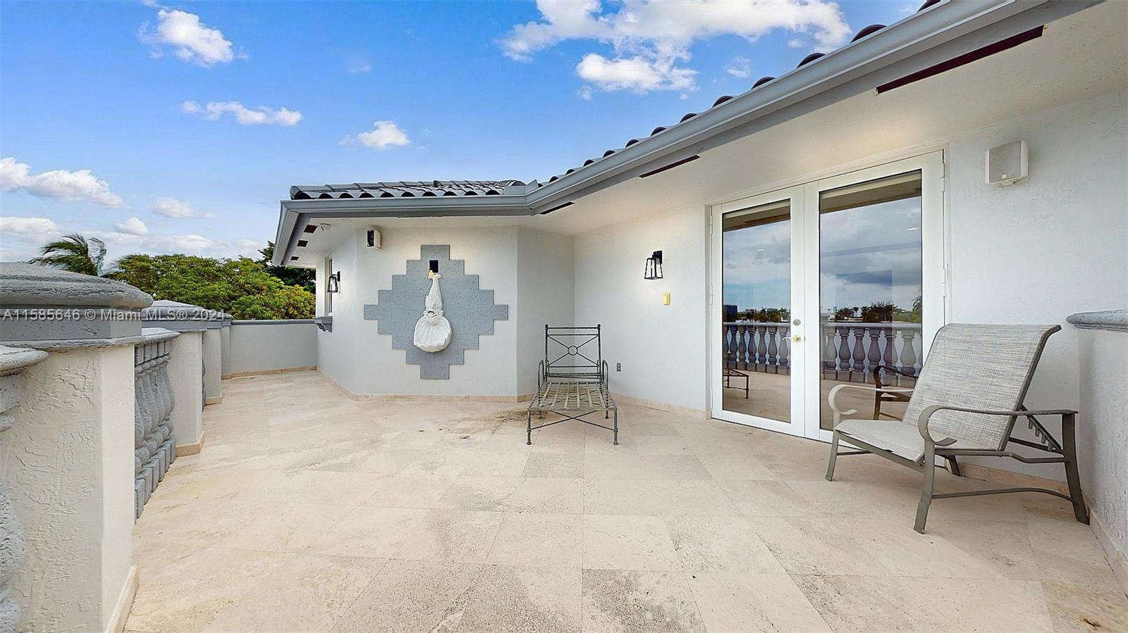 BISCAYNE BEACH-2ND ADDN - Residential