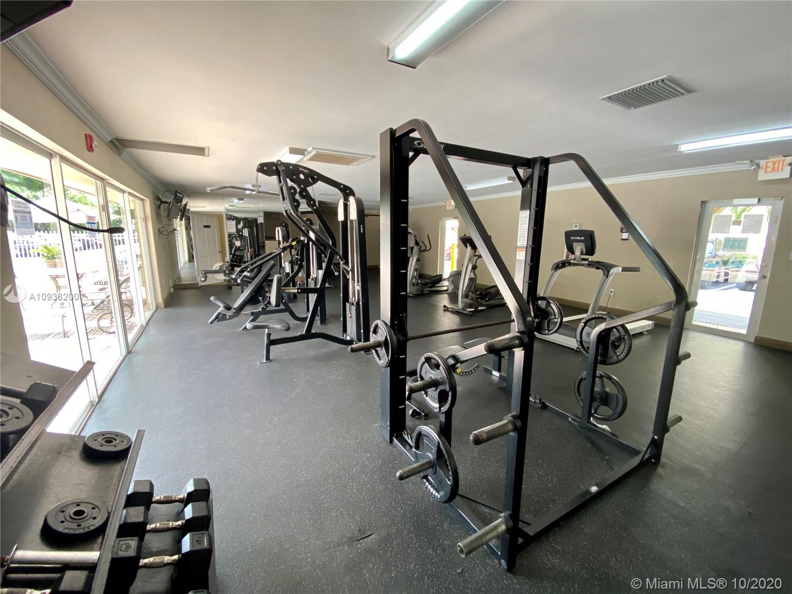 BAYVIEW PALMS CONDO - Residential Lease