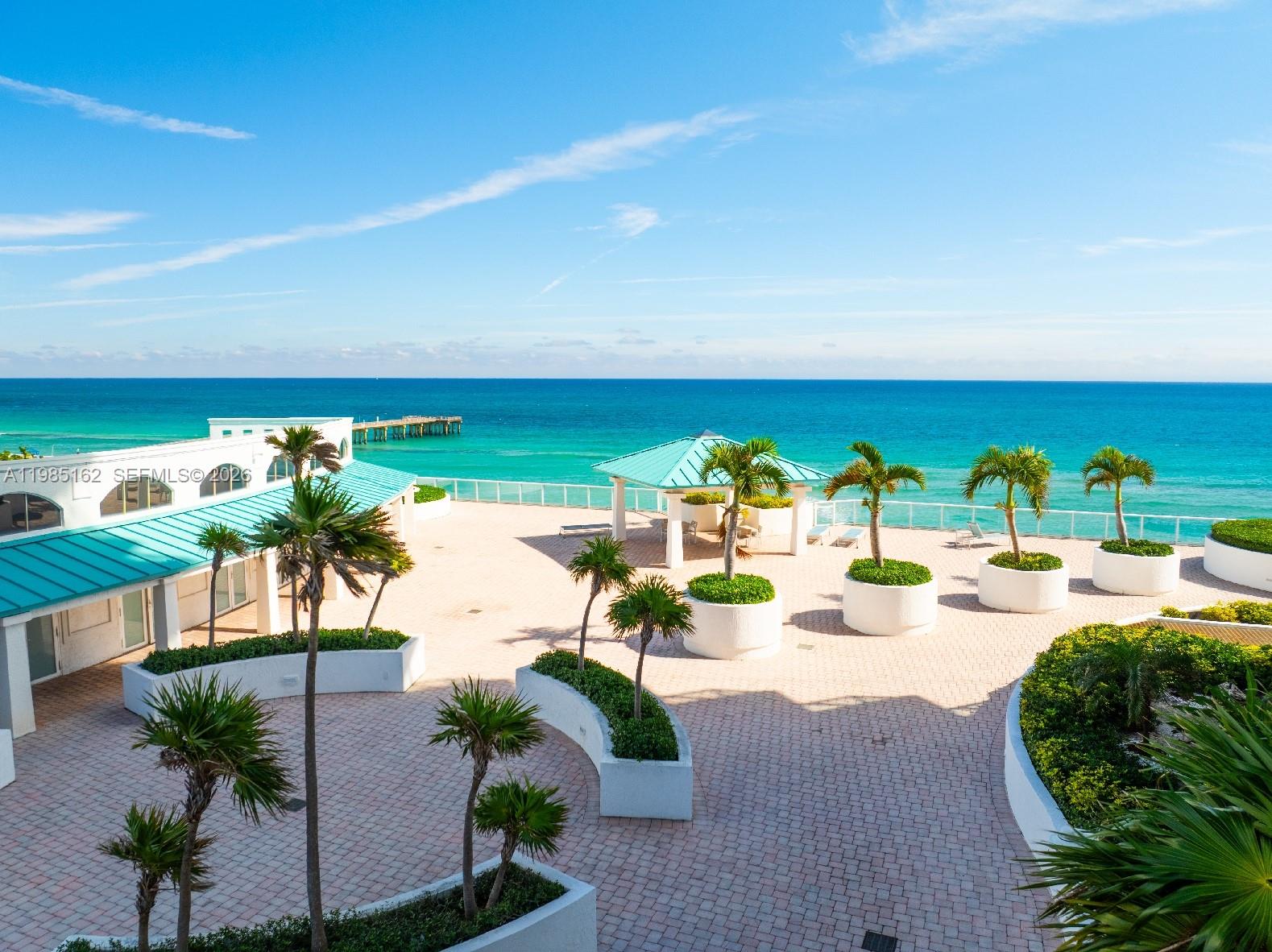 16445 Collins Ave 425