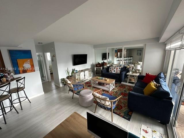 1900 S Ocean Dr 1406