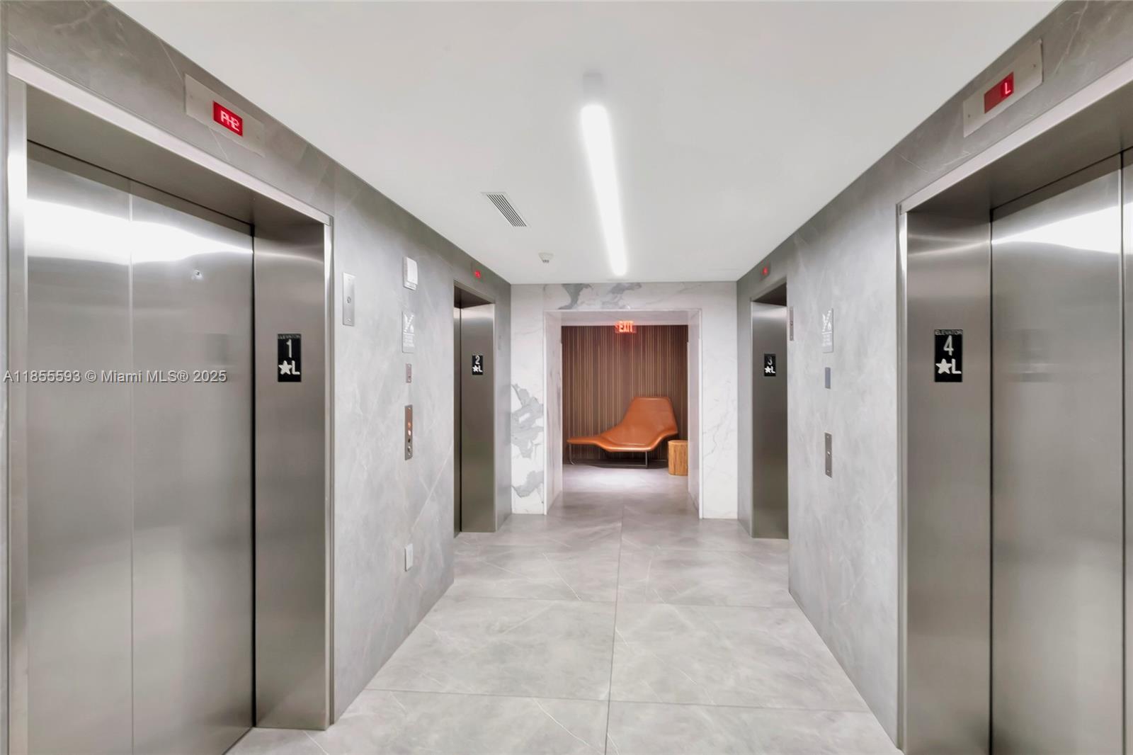 WIND CONDO - Residential