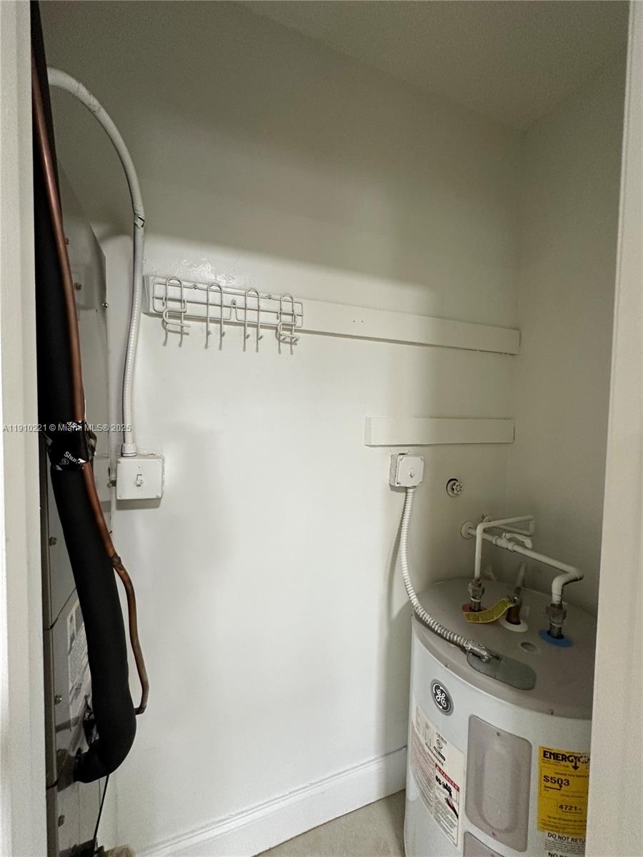 HIGHLAND ESTATES - Residential Lease