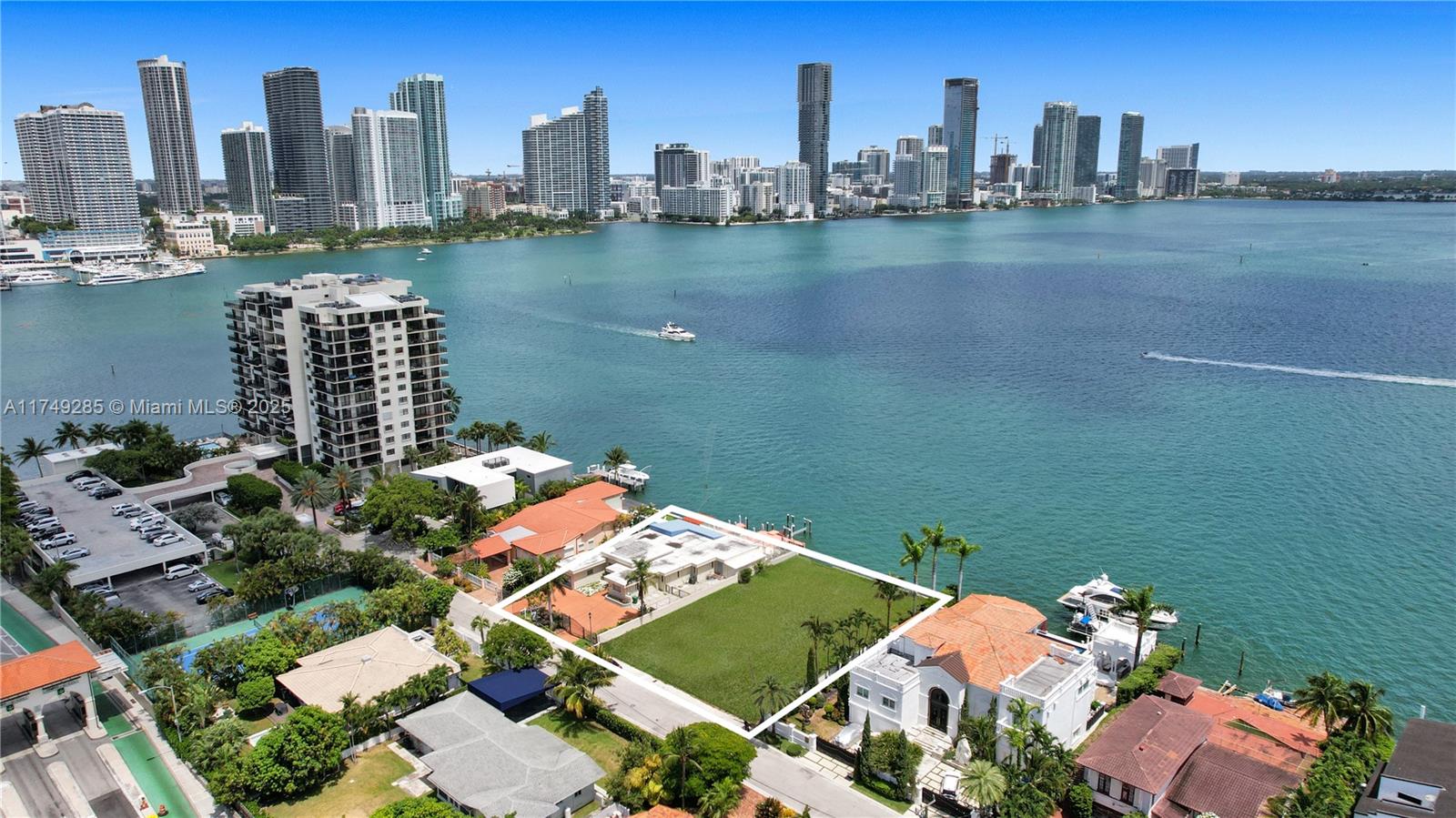 BISCAYNE ISL - Residential