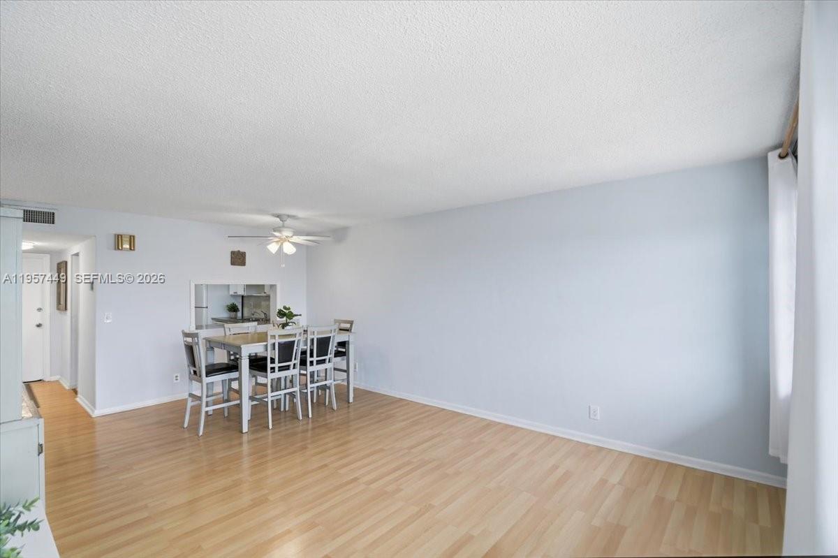 THIRD GULFSTREAM GARDEN - Residential