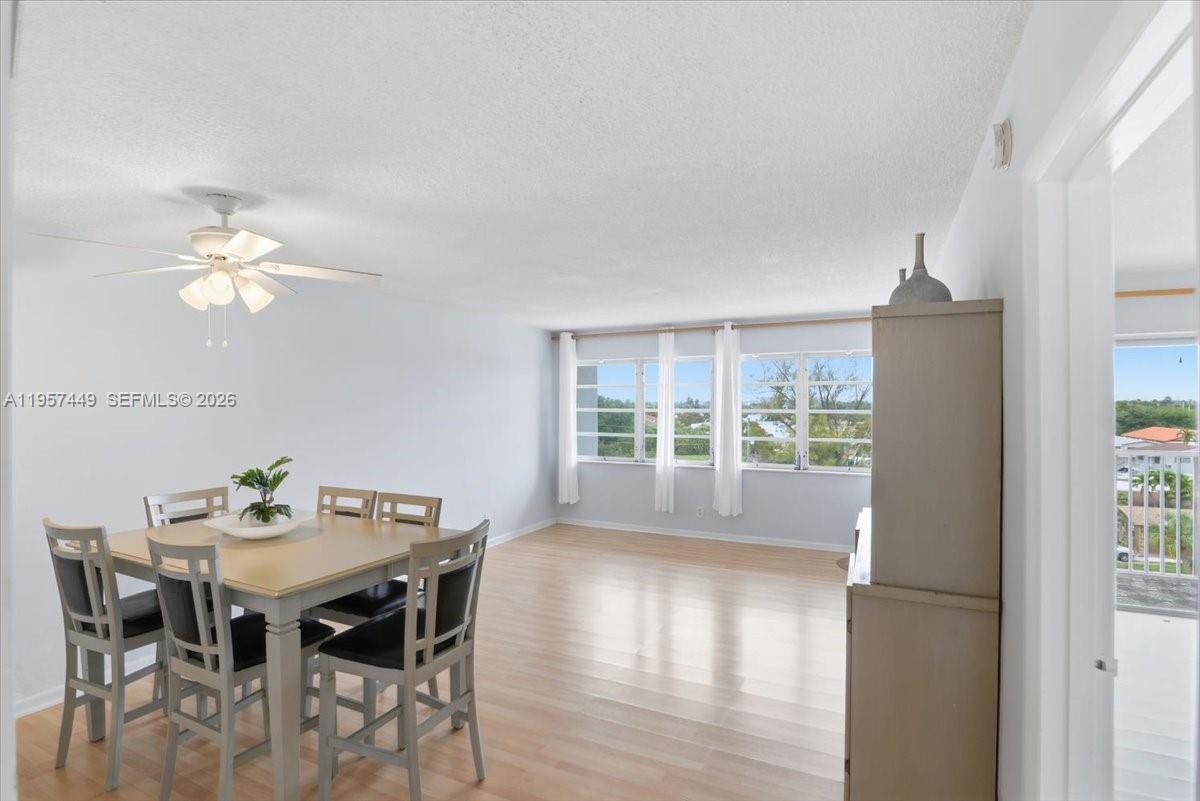 THIRD GULFSTREAM GARDEN - Residential