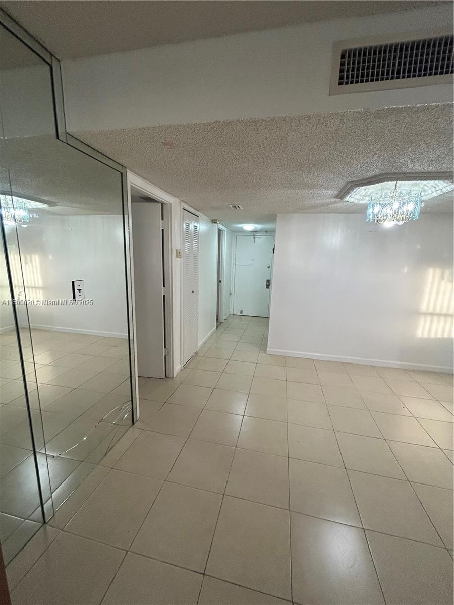 PLAZA OF WESTLAND CONDO - Residential