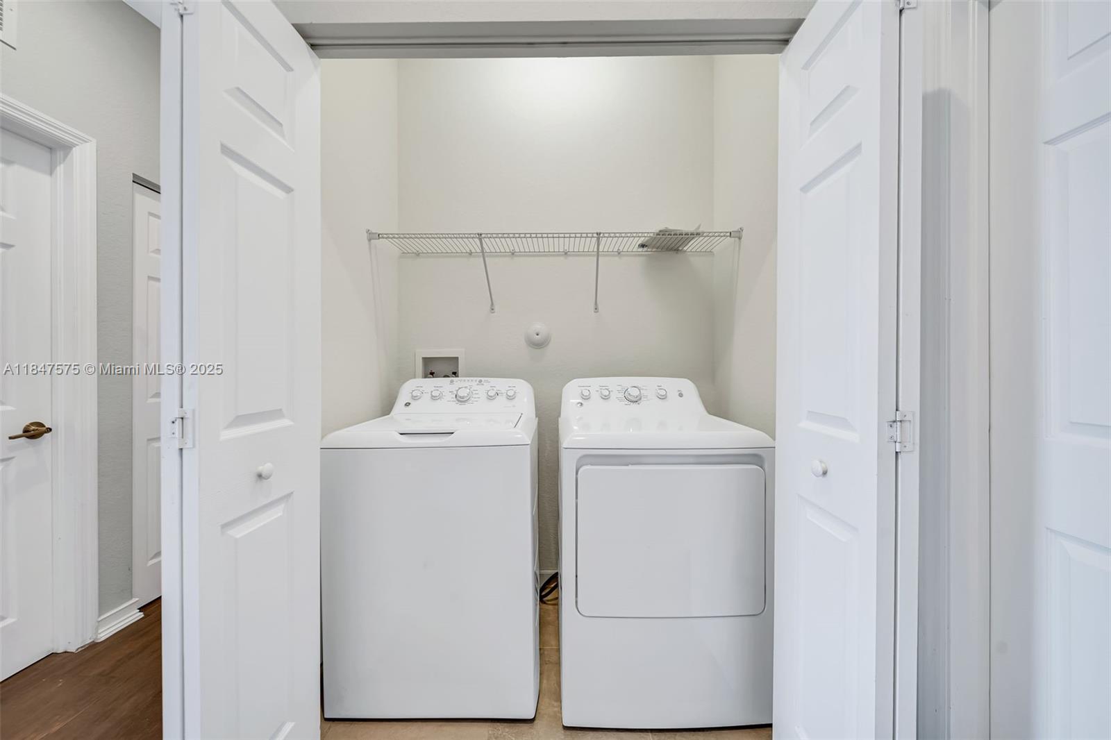 AQUABELLA SECTION ONE - Residential