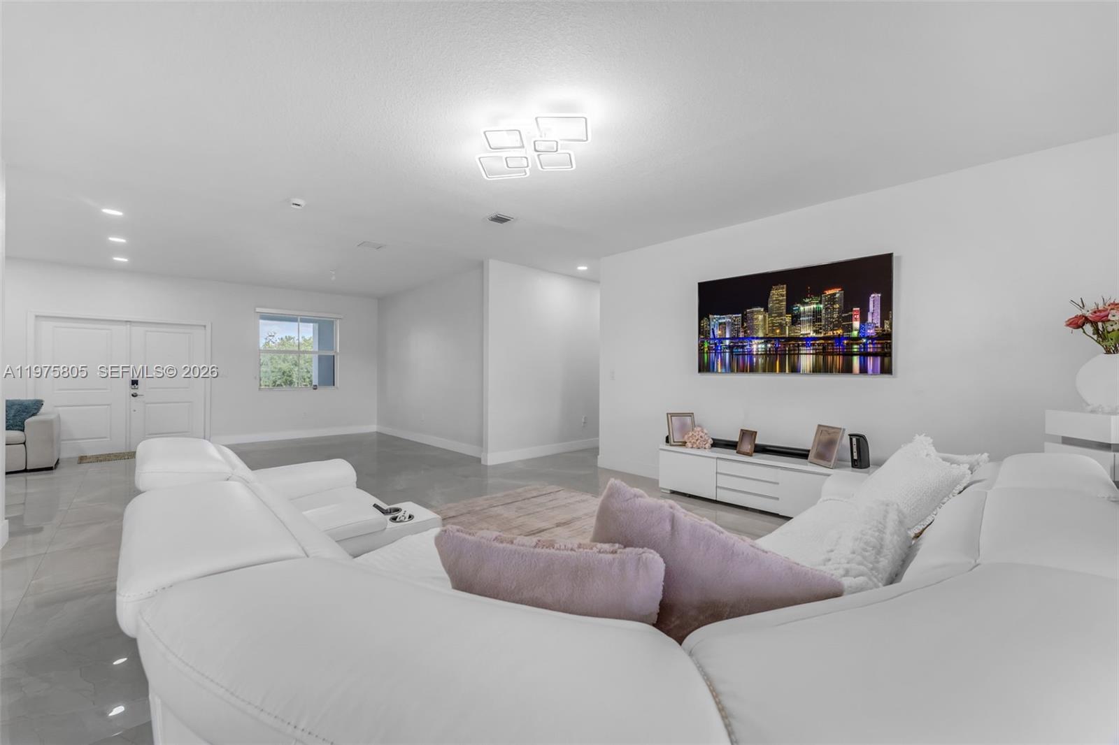 ACOSTA SUBDIVISION - Residential Lease