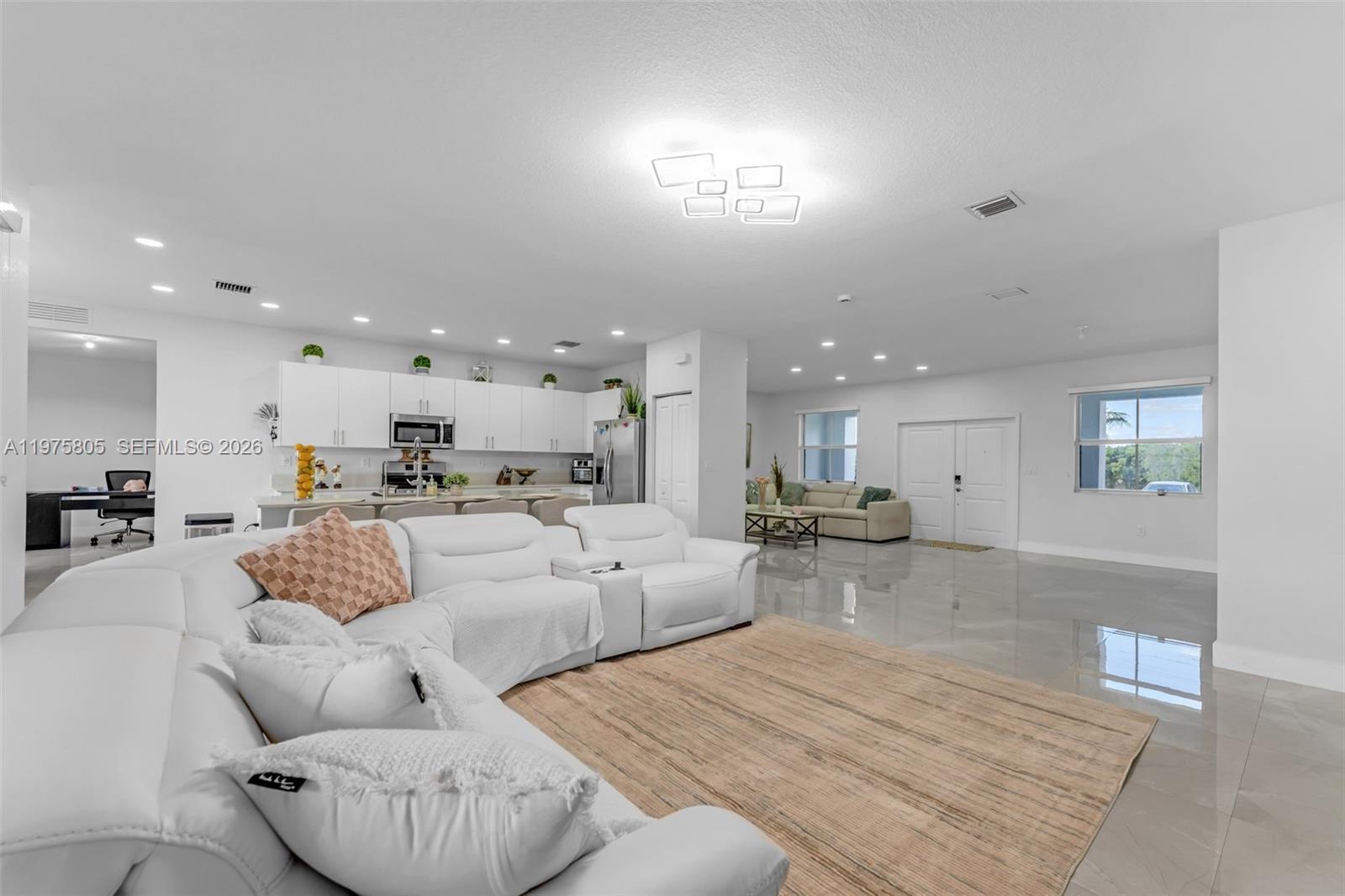 ACOSTA SUBDIVISION - Residential Lease