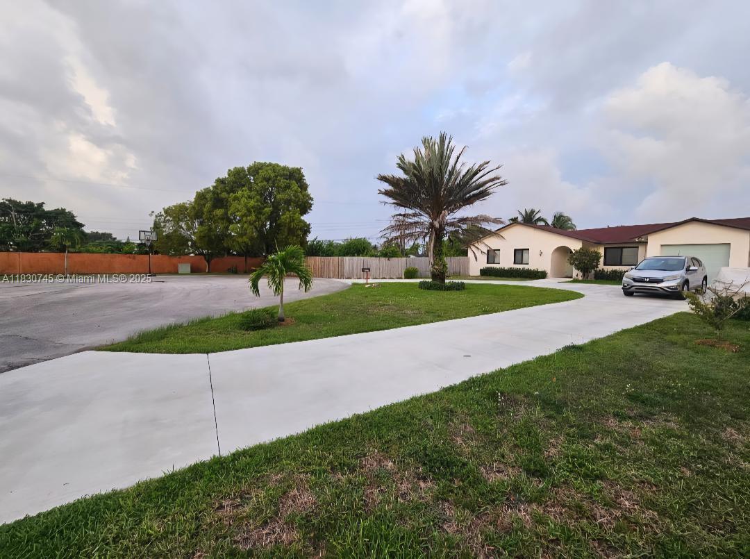 17124 SW 109th Ct