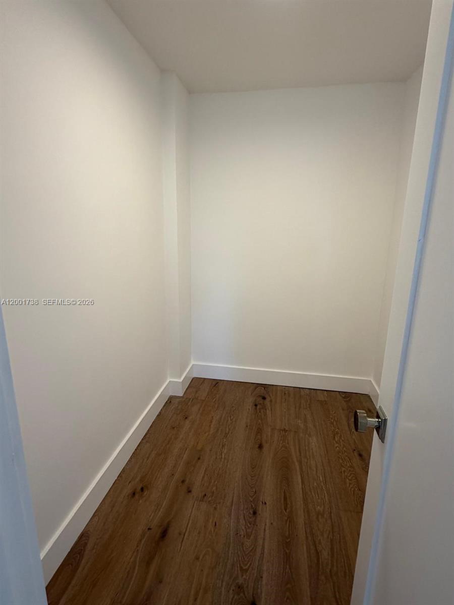 LAUDERDALE TOWER CONDO - Residential