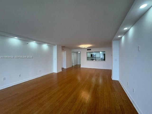 VENETIAN ISLE CONDO - Residential Lease